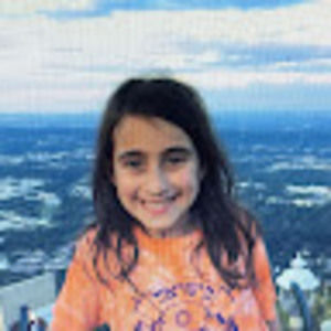 Meet your Posher, Shira